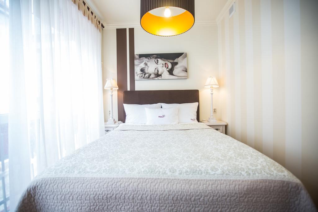 Hotel Ottaviano Swinoujscie Oda fotoğraf