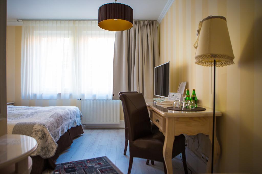 Hotel Ottaviano Swinoujscie Oda fotoğraf